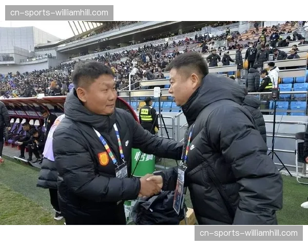 刘建业4231快速反击体系成为铜梁龙升班马立足中超的务实根基